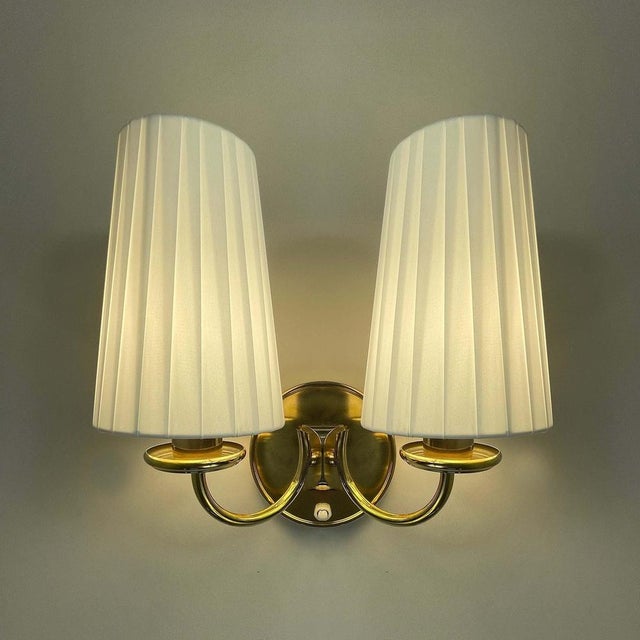 Brass & Cream Fabric Wall Light, Sweden, 1940s For Sale - Image 3 of 15