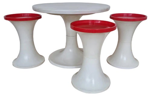 Mid-Century Space Age 3-Tulip Stools and Coffee Table, Germany, 1970s, Set of 4