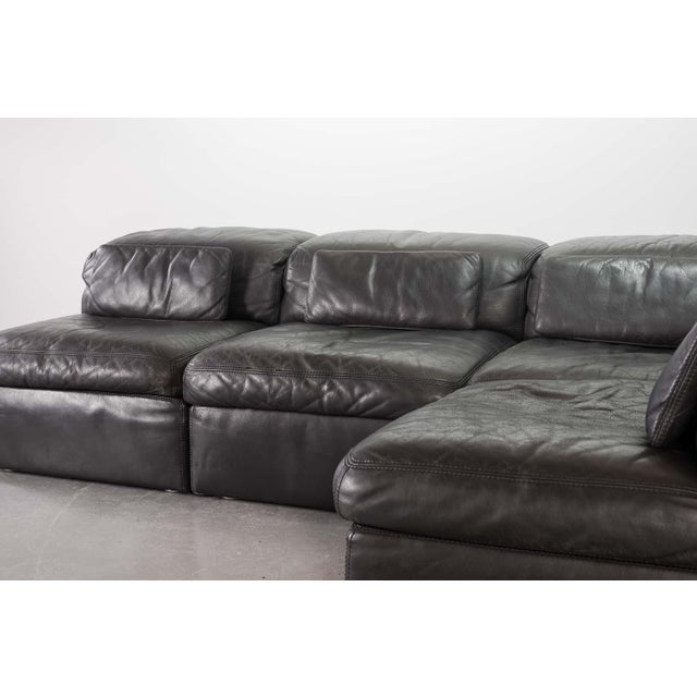 Modular Jeep Sofa in Grey Leather, 1970s, Set of 4 For Sale - Image 9 of 18