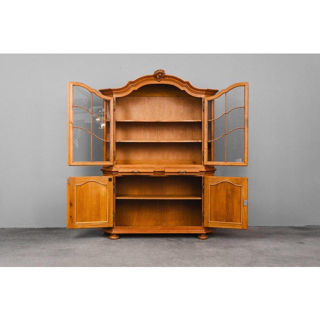 Baroque Vintage Display Cabinet in Oak and Solid Wood For Sale - Image 3 of 18