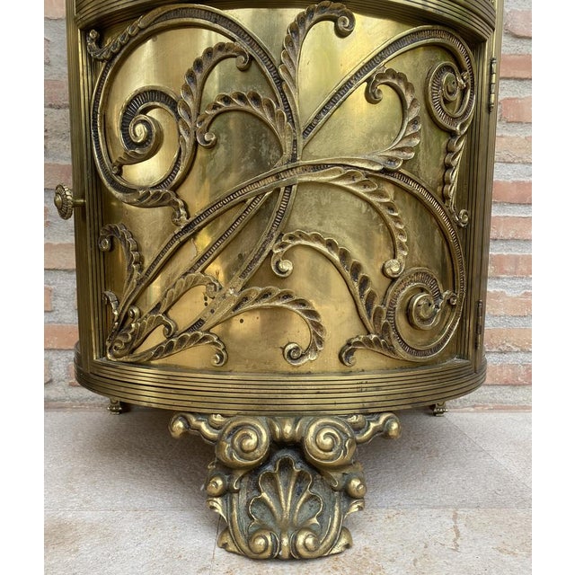 Antique Louis XVI Style Bronze and Brass Showcases or Nightstands, 1890s, Set of 2 For Sale - Image 6 of 18