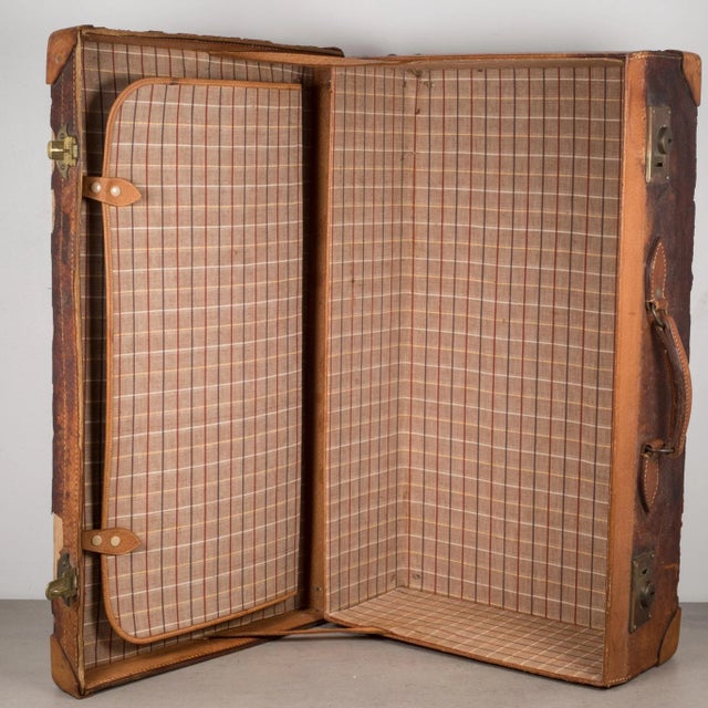 Metal Distressed Leather Suitcase With Brass Locks C.1940 For Sale - Image 7 of 8