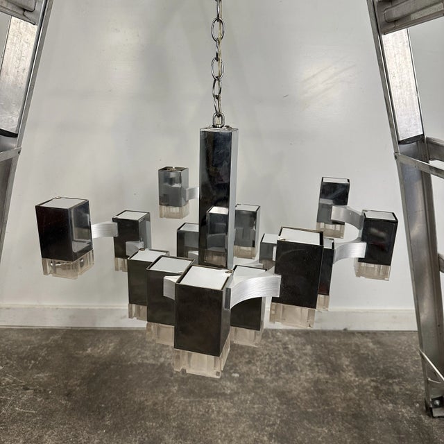 Mid-Century Modern Mid Century Modern Gaetano Sciolari Cubic Chandelier “Ice Cube” For Sale - Image 3 of 12