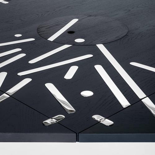 Metal Limited Edition Alella Table by Lluís Clotet for BD, 2018 For Sale - Image 7 of 8