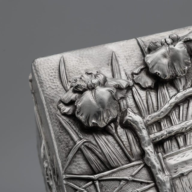 Antique Meiji Japanese Silver Iris Flower Cigar Box by Zuan, 1900 For Sale - Image 16 of 18
