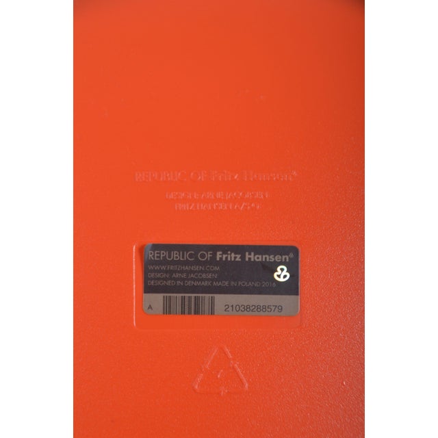 Metal Drop 3110 Chair by Arne Jacobsen for Fritz Hansen, 2016 For Sale - Image 7 of 9