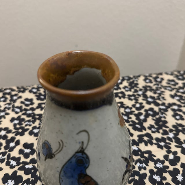 1980s Mexican Pottery Bud Vase Blue Bird For Sale - Image 4 of 10