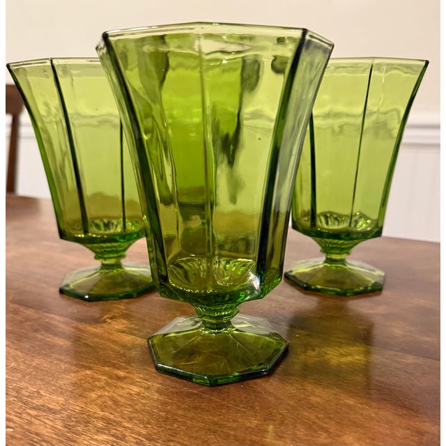 Green Green Octagon Shaped Glasses by Independence Glass Company - Set of 4 For Sale - Image 8 of 10