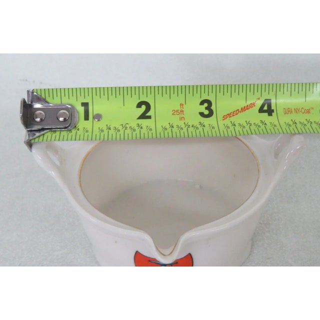 English Wh Goss Porcelain Portrush Ireland Small Bowl Model of Flemish Melk Pot For Sale - Image 3 of 12