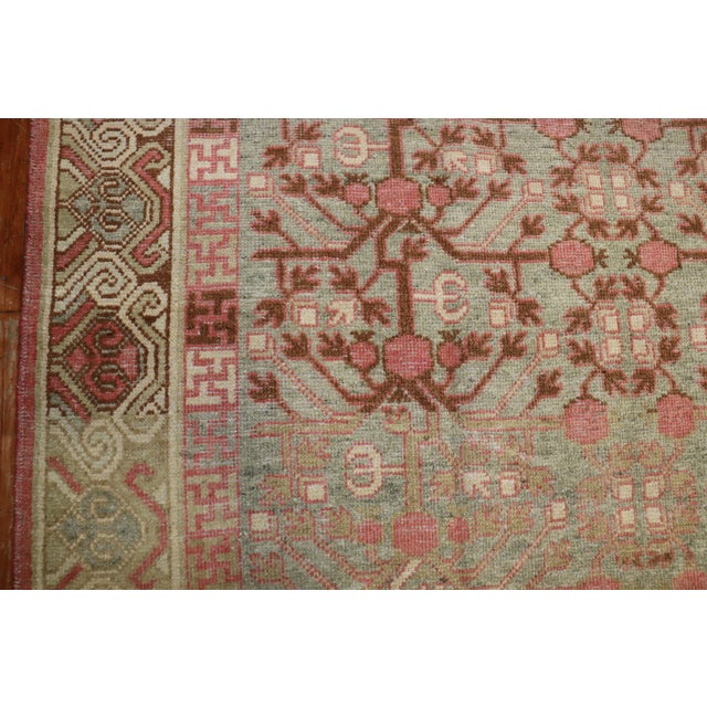 Light Pink Early 20th Century Pomegranate Khotan Rug - 5'1" x 10'4" For Sale - Image 8 of 9