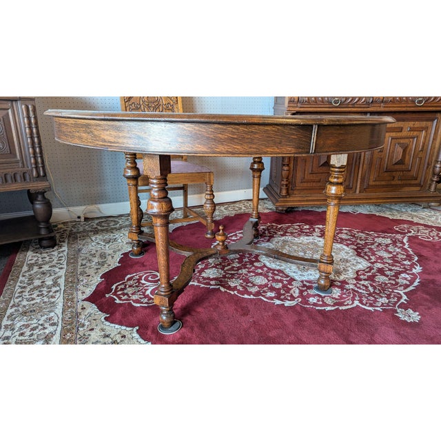 Arts & Crafts 1920s Quarter Sawn Oak Round Table With 4 Chairs - Set of 5 For Sale - Image 3 of 14