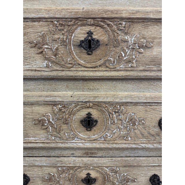 18th Century 18th c Belgium Commode For Sale - Image 5 of 5