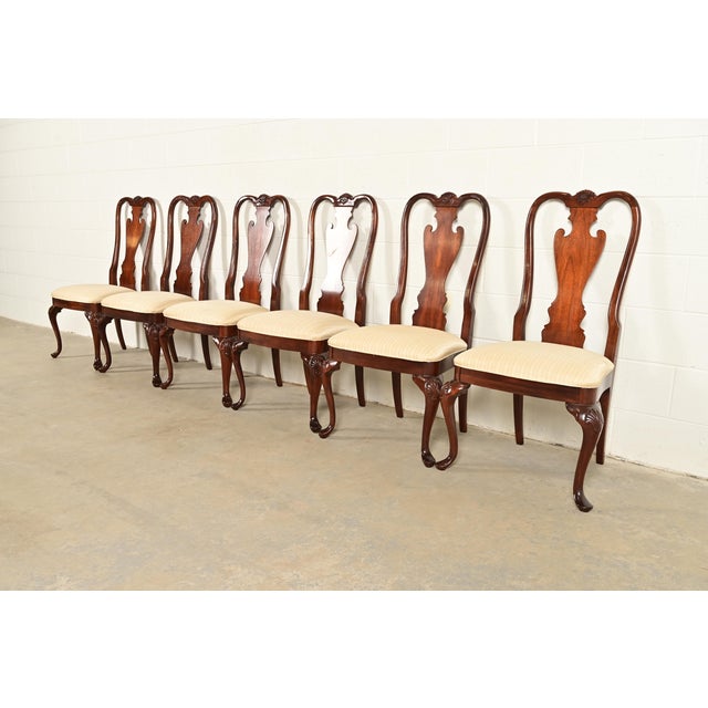 Thomasville Thomasville Queen Anne Carved Solid Mahogany Dining Chairs, Set of Six For Sale - Image 4 of 13