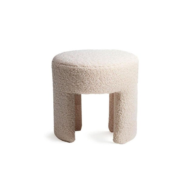 Furia Stool in White Curly by Moanne For Sale - Image 4 of 4