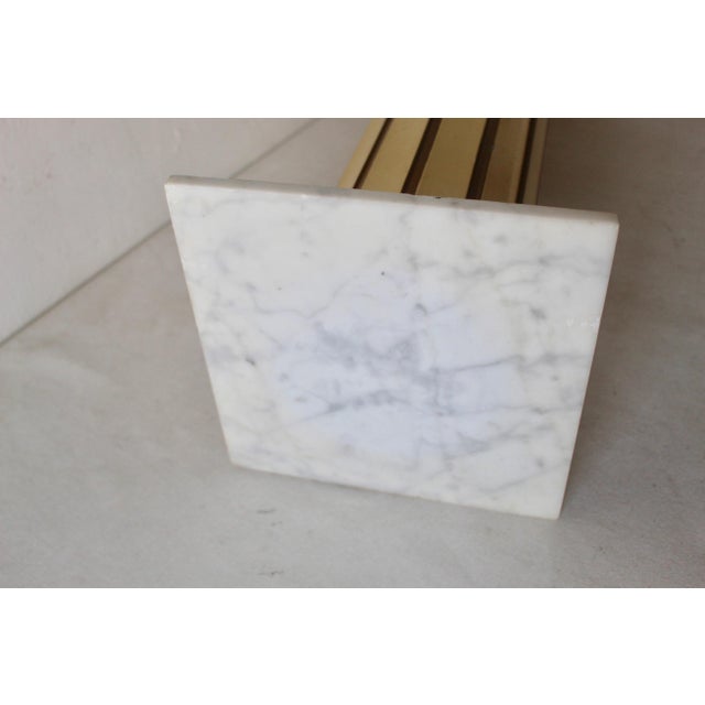 Vintage Italian Neoclassical Style Metal Marble Cream Gold Finish Column Pedestal For Sale - Image 10 of 12