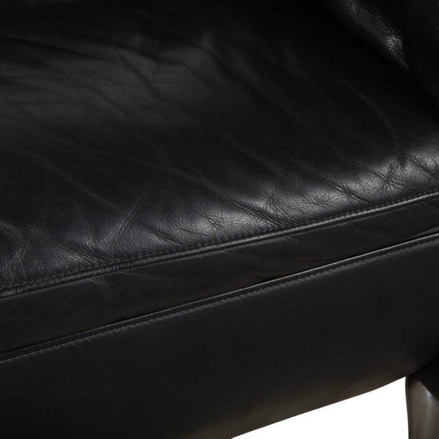 Black Set of Model 5600 Lounge Chair and Ottoman in Black Leather from Rolf Benz For Sale - Image 8 of 18