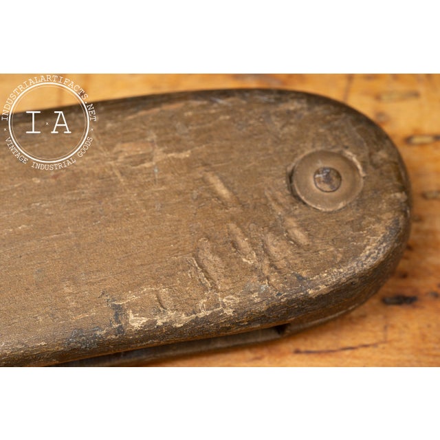 Antique Figural Straight Razor Barber Trade Sign For Sale In Chicago - Image 6 of 11