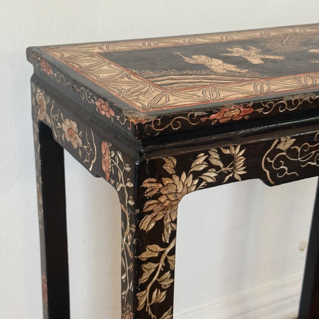 Chinoiserie Antique Chinese Black Lacquer Chinoiserie Accent Table For Sale - Image 3 of 7