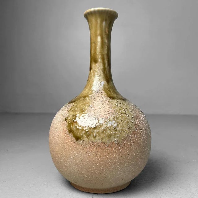 Shigaraki Ikebana Flower Vase, 1980s For Sale - Image 13 of 13