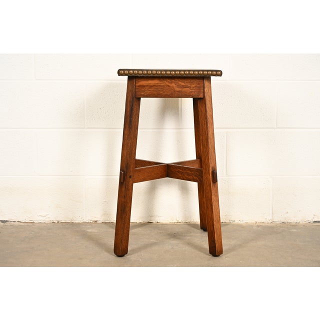 Stickley Brothers Antique Mission Oak Arts & Crafts Leather Top Tabouret Side Table, Circa 1910 For Sale - Image 9 of 10