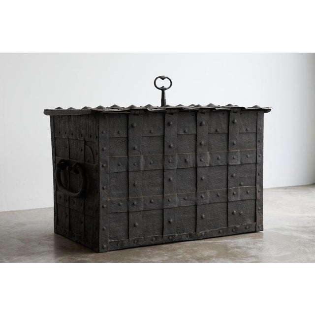 Antique Armada Box or Strongbox in Iron, Early 17th Century For Sale - Image 16 of 18