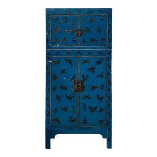 Early 20th Century Blue 2-Piece Chinoiserie Cabinet With Hand Painted Gold Butterflies For Sale