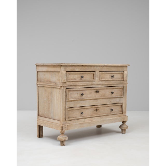 Wood 1900s French Oak Chest Of Drawers For Sale - Image 7 of 18