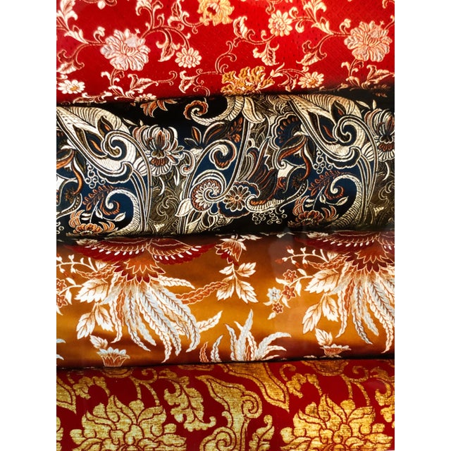 1980s Mark Abrahamson, Vintage Photograph Cibachrome Barkhor Bazaar Colorful Silk Vibrant Photo Print, 1986 For Sale - Image 5 of 9