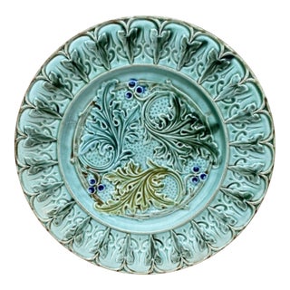 19th Century French Majolica Acanthus Plate For Sale