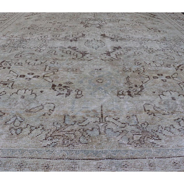 Mid 20th Century Vintage Persian Mahal Rug With Sub-Geometric Design With Small Medallion For Sale - Image 10 of 13