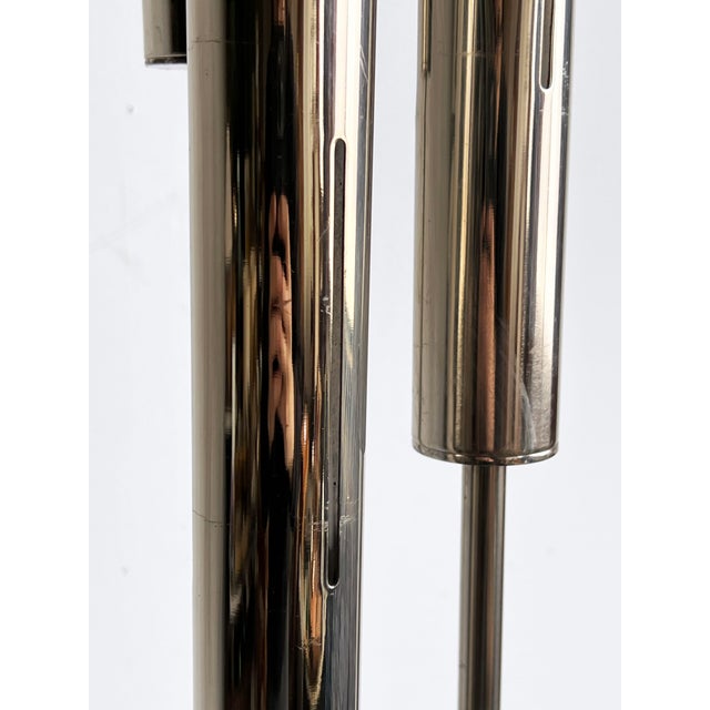 Vintage Mid Century Modern C1970's Chrome & Lucite Cattails Floor Lamp For Sale In Providence - Image 6 of 7