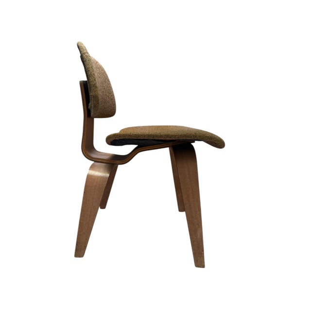Herman Miller Early and Eames 1940s DCW For Sale - Image 4 of 8