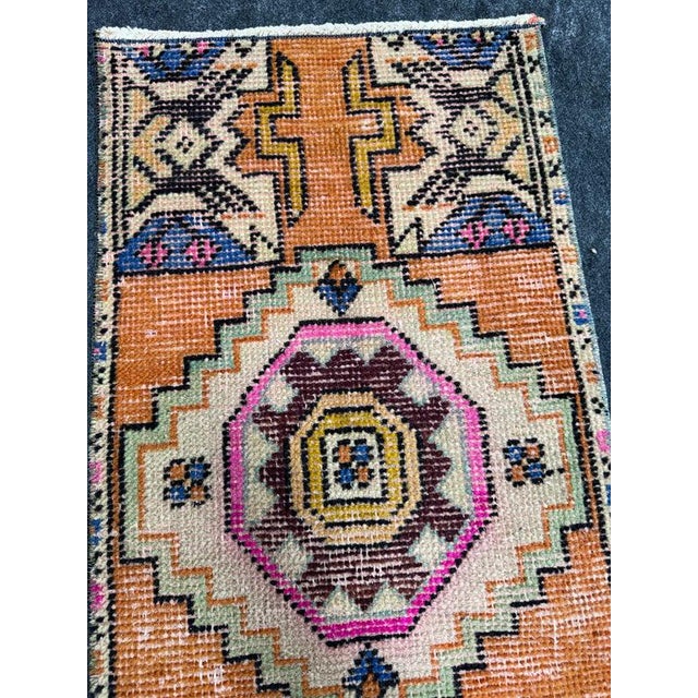 Turkish Yastik Rug 1'6" x 2'10" For Sale - Image 4 of 5