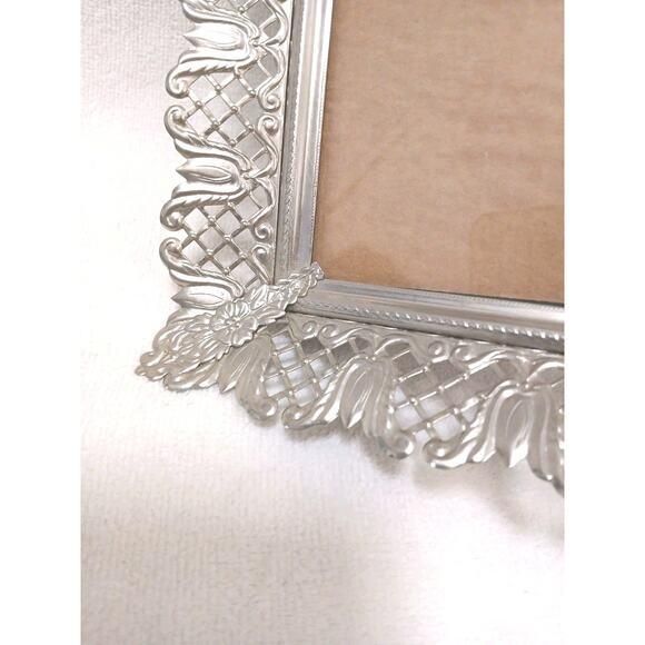 Traditional 60s Ornate Filigree Silver Metal Picture Frame 8.5"x7" Edwardian Granny W Stand For Sale - Image 3 of 12