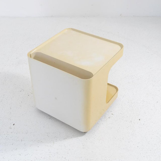 Model 1030 Storage Table by M. Siard for Longato, Padova For Sale - Image 5 of 9