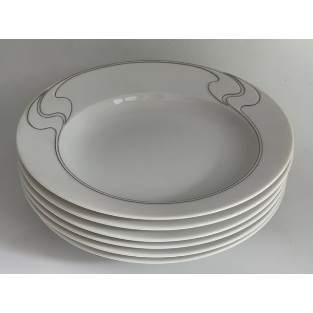 Gold White Asimmetria Soup Plates with Gilt Rims by Björn Wiinblad for Rosenthal Studio Linie, 1980s, Set of 6 For Sale - Image 8 of 8