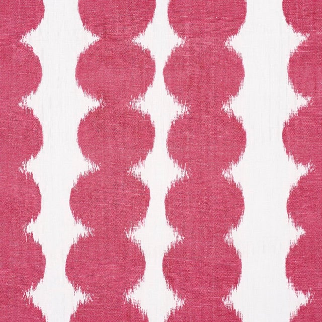 Art Deco SAMPLE - Schumacher Full Circle Fabric In Fuchsia For Sale - Image 3 of 4