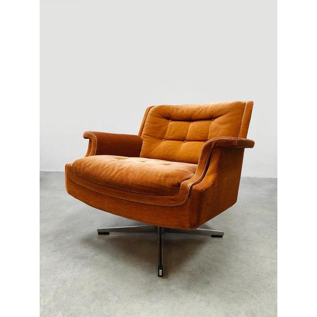 Brown Mid-Century Madmen Style Swivel Armchairs & Sofa, 1970s For Sale - Image 8 of 11