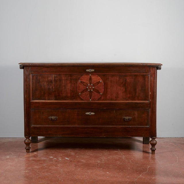 Cassacomo Chest Inlaid and Veneered with Various Woods, Italy, 19th Century For Sale - Image 10 of 18
