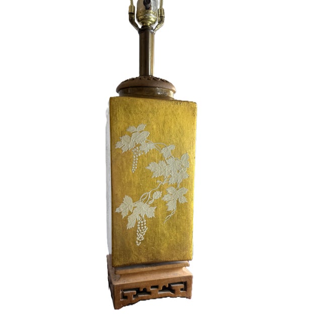 Vintage Gold-Leaf Chinoiserie Ceramic Grapevine Table Lamp For Sale - Image 13 of 18