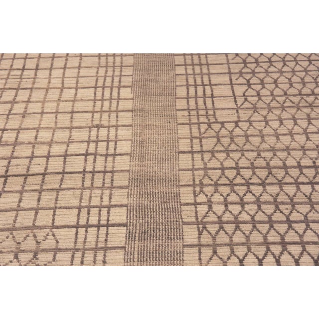 Nazmiyal Collection Large Contemporary Central Asian Rug For Sale In New York - Image 6 of 7