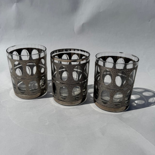 Culver lowball glasses in a silvery raised finish, from their Pisa line. Unmarked, but well-documented. Some minor fading...