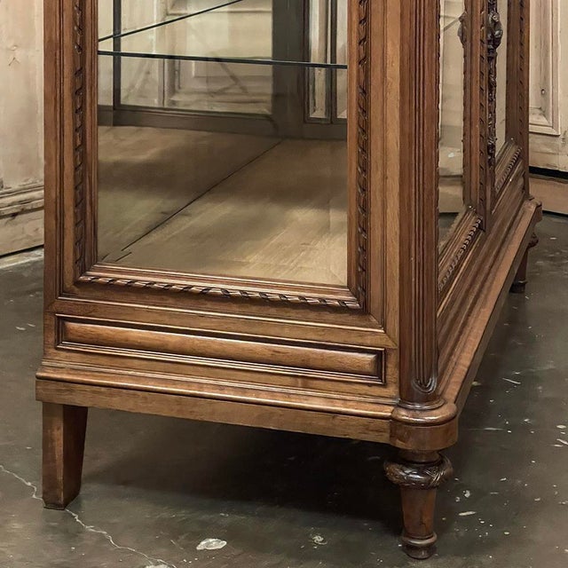 19th Century French Louis XVI Walnut Buffet With Marble Top & Hand Beveled Glass For Sale - Image 16 of 18