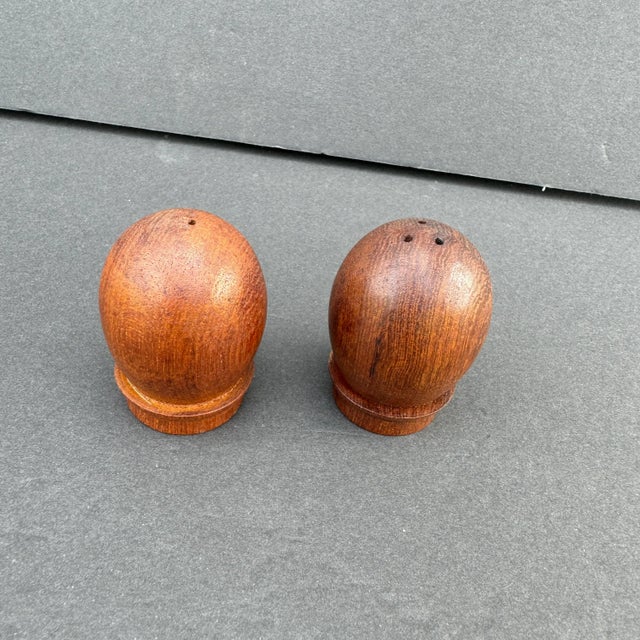 1960s Wooden Salt and Pepper Shaker For Sale - Image 5 of 6