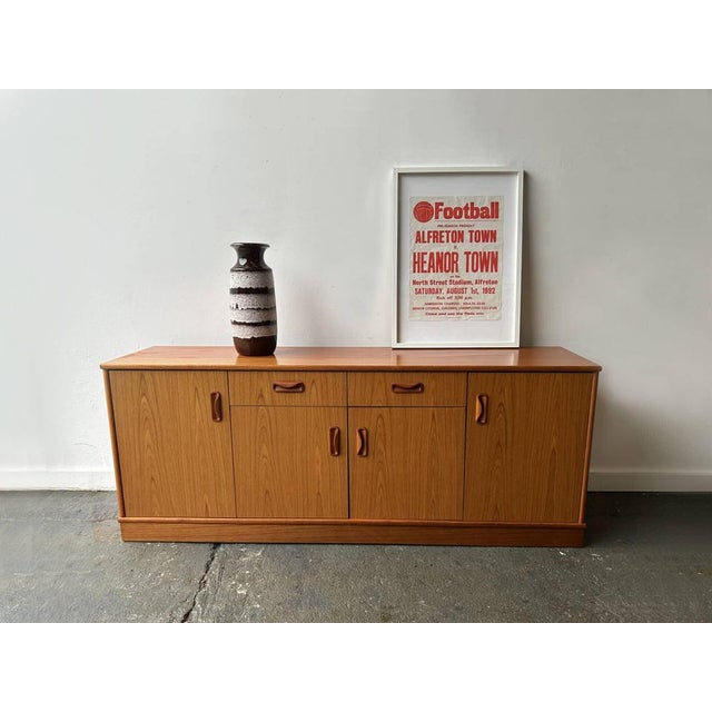 1970s Mid-Century Long Teak Sideboard or TV Stand from G Plan For Sale - Image 5 of 14
