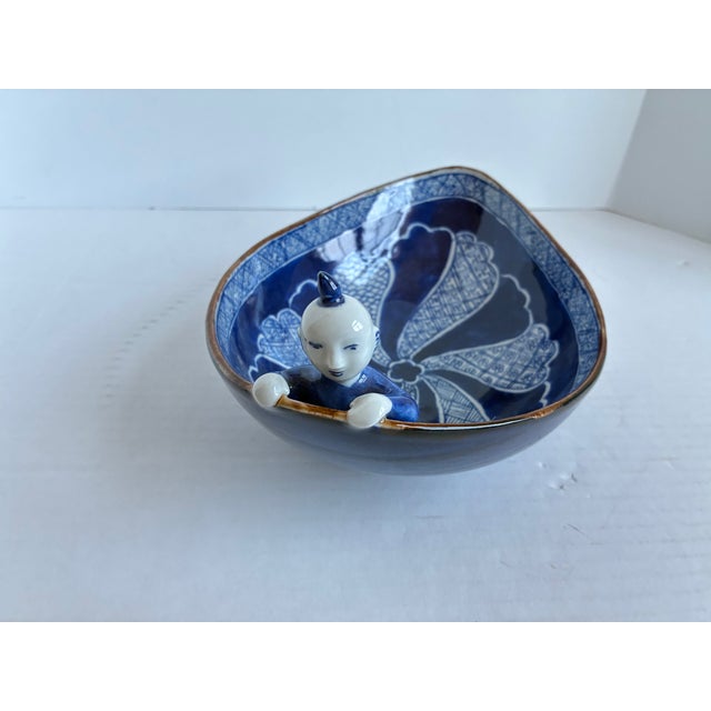 Vintage Chinese Man Blue White Porcelain Chinoiserie Oval Bowl For Sale - Image 4 of 13