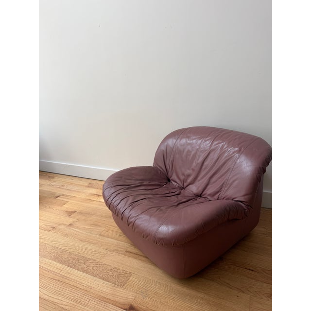 1980s 1980s Burris Industries Postmodern Clam Shell Leather Lounge Chairs, Pair For Sale - Image 5 of 11