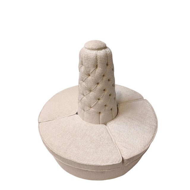 Hollywood Regency Round Banquet Settee in Bouclé, 1980s For Sale - Image 12 of 13