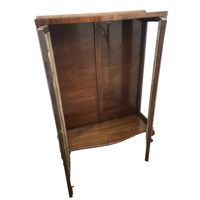 1930s Art Deco China Cabinet Curio Locking Double Door Two Glass Shelves Lighted For Sale - Image 4 of 15