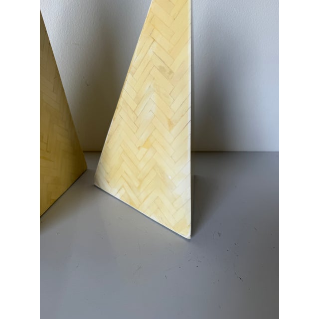 Bone 1980s Postmodern Tessellated Bone Pyramid Obelisk Sculptures – A Pair For Sale - Image 7 of 12